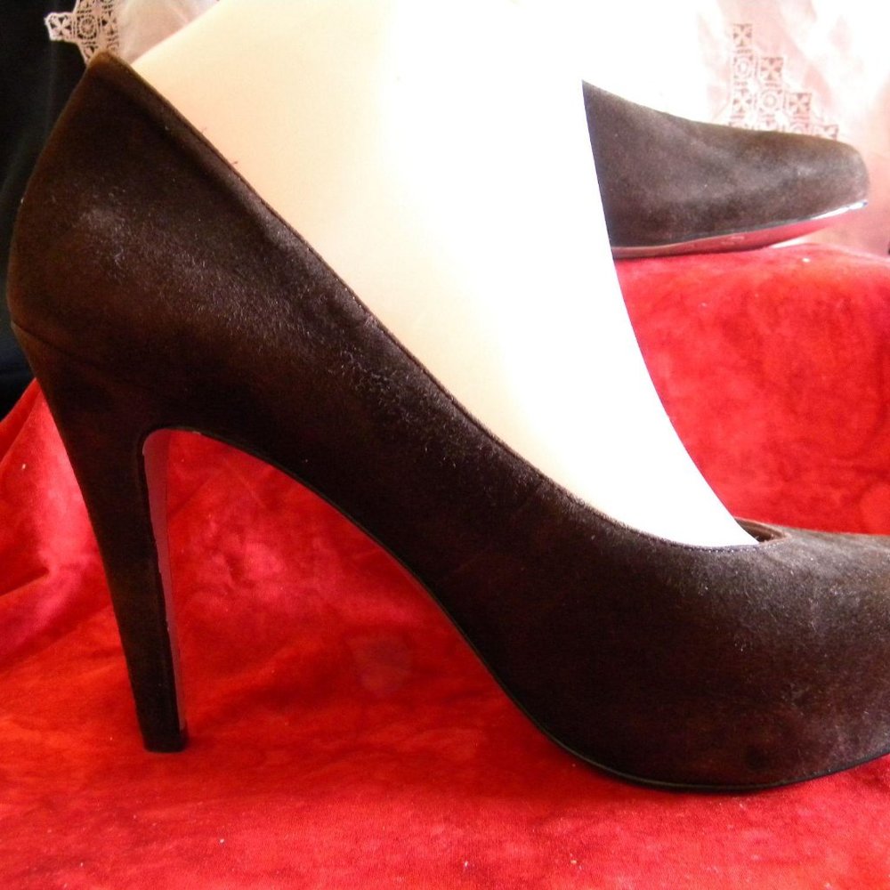 Jessica SImpson  heels 9.5